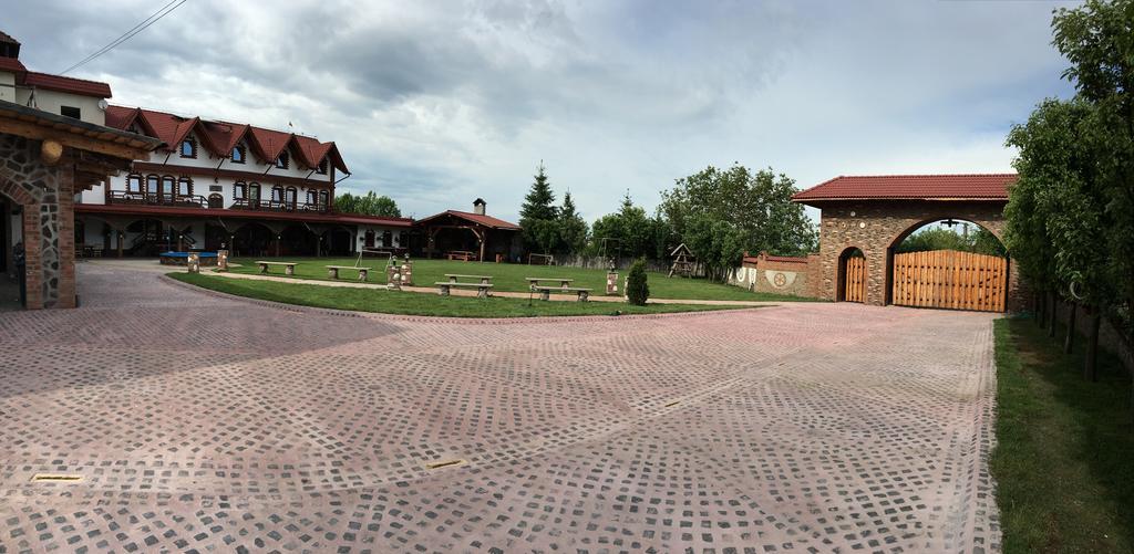 Pensiunea la Nise Sîmbăta de Sus Extérieur photo